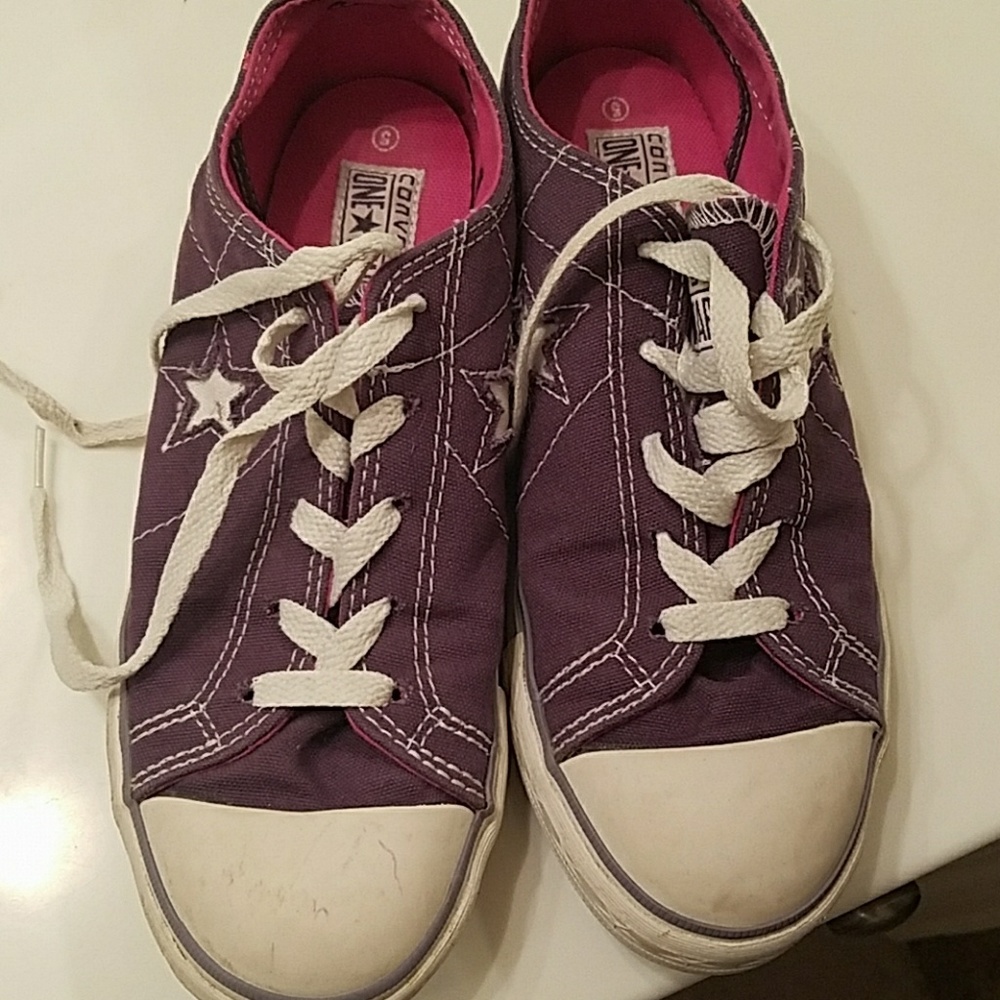 Purple converse size 5